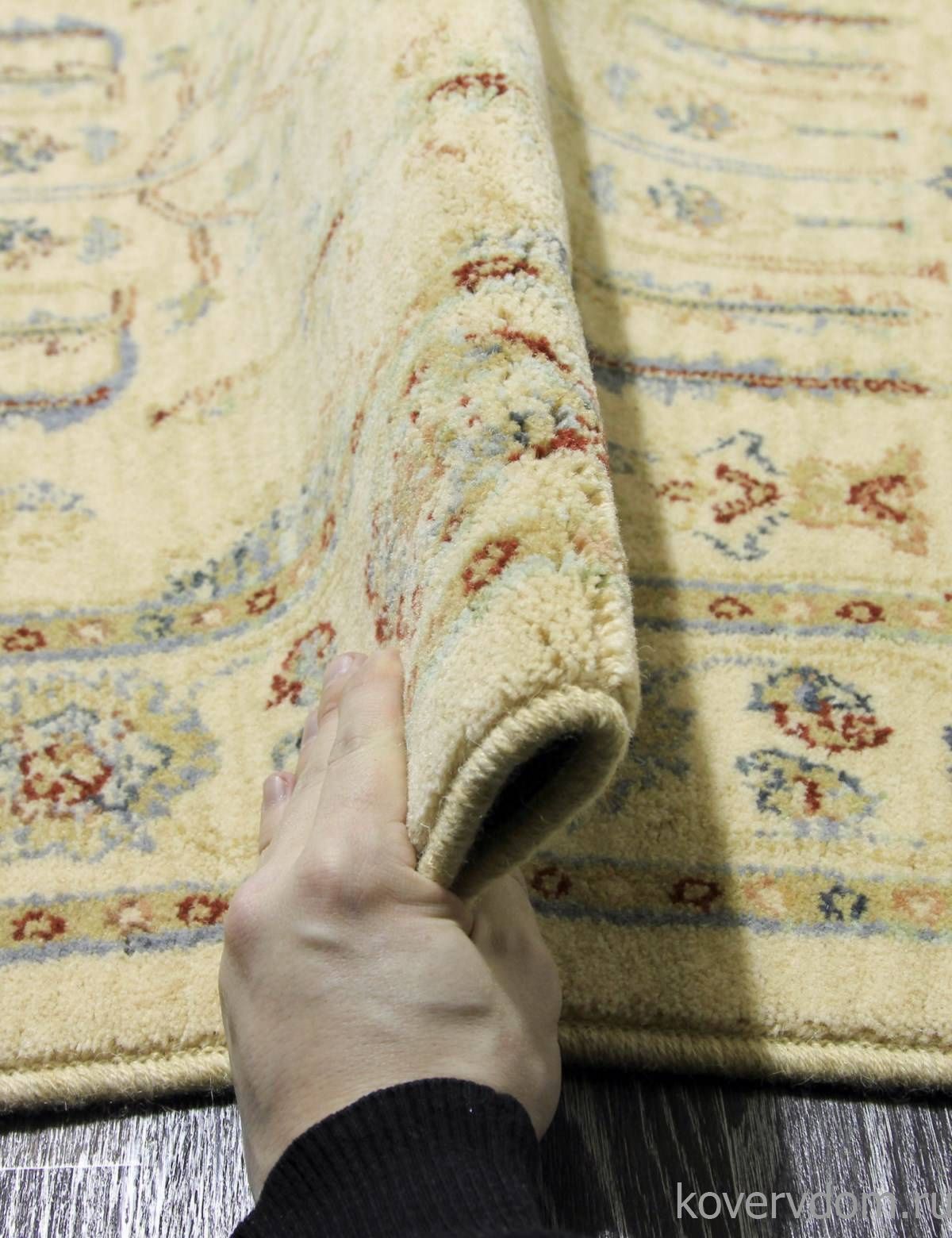 Ковер DJOBIE 45-06 130 V Ковер DJOBIE 45-06 130 V