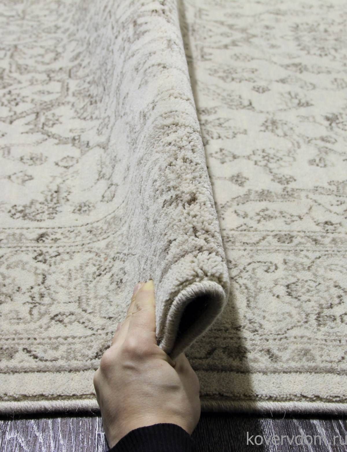 Ковер DJOBIE 45-29 620 V Ковер DJOBIE 45-29 620 V